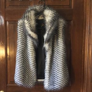 Jack by BB Dakota faux fur vest